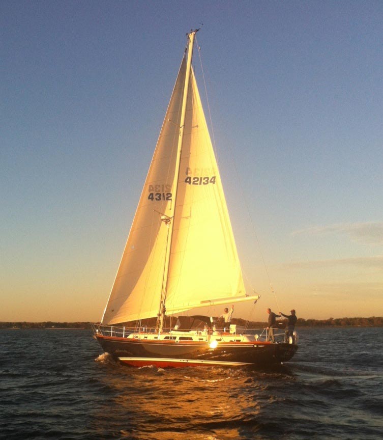 sailboat charter boat